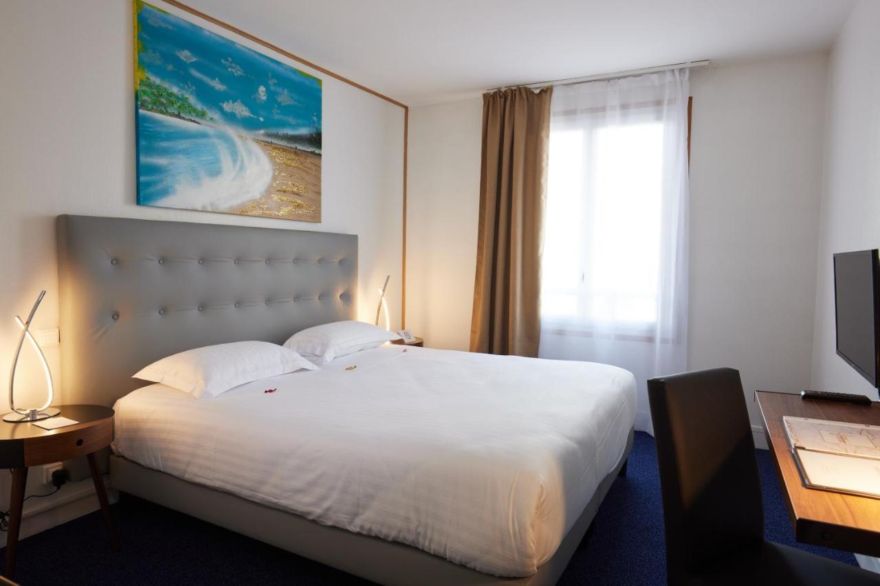 Hotel Le Beffroi Dreux Exterior photo